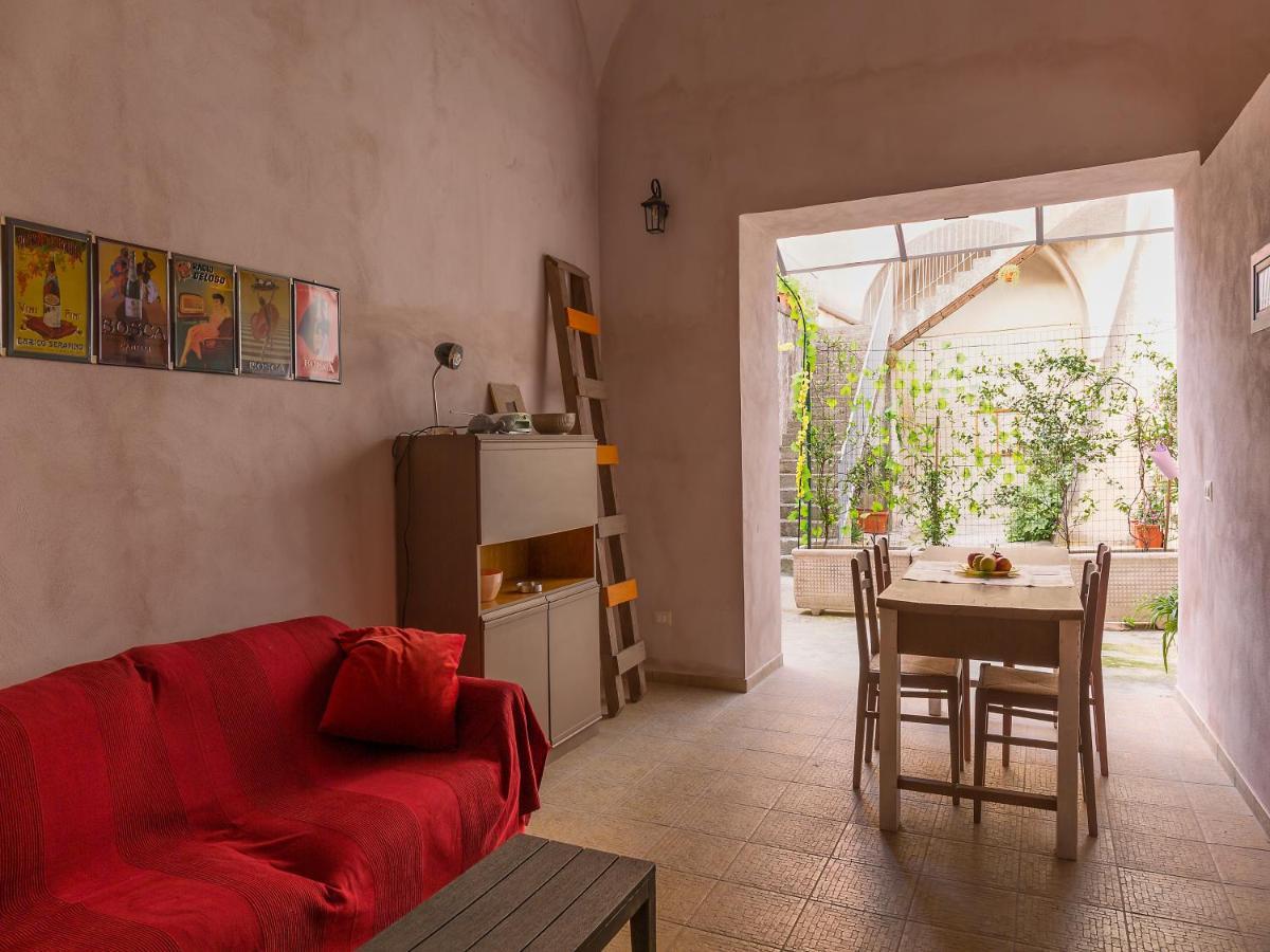 Santa Maria a Vico Al Vicolo Stretto Bed & Breakfast エクステリア 写真