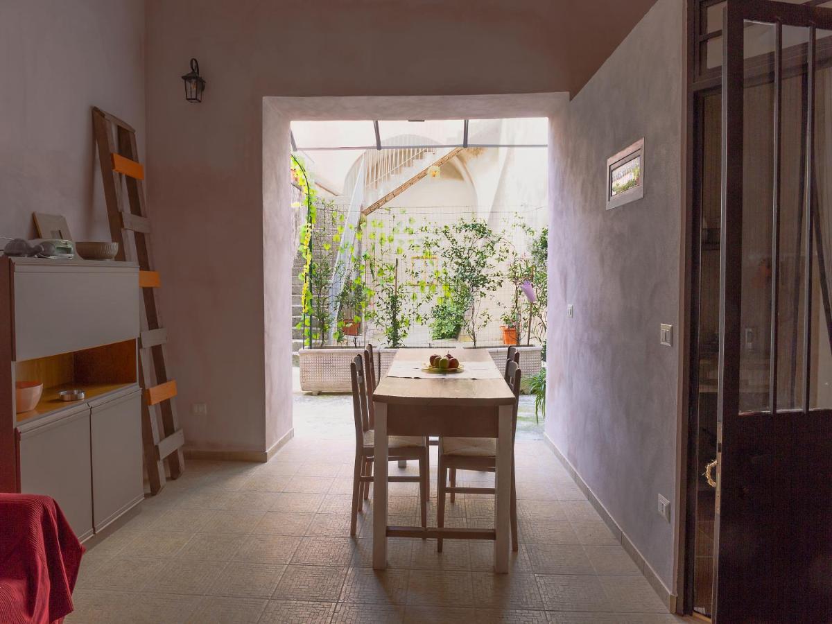 Santa Maria a Vico Al Vicolo Stretto Bed & Breakfast エクステリア 写真