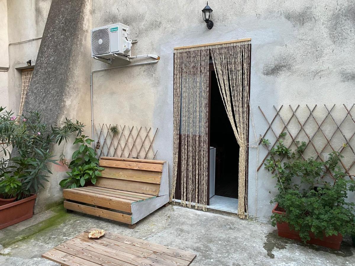 Santa Maria a Vico Al Vicolo Stretto Bed & Breakfast エクステリア 写真